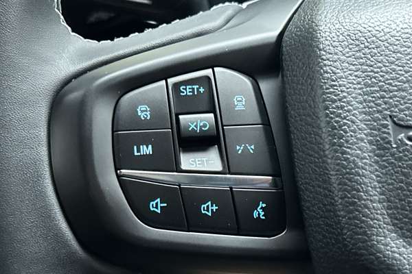2025 Ford Ranger PHEV Stormtrak 4X4 2.3L thumb-15