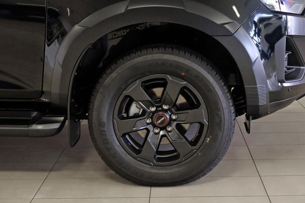 2026 Isuzu D-MAX X-TERRAIN 4X4 image 3
