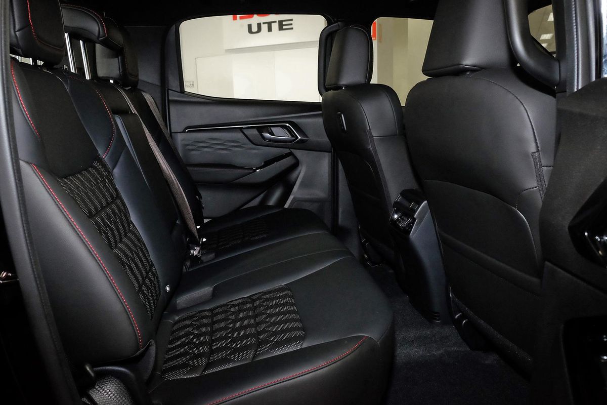 2026 Isuzu D-MAX X-TERRAIN 4X4 image 13