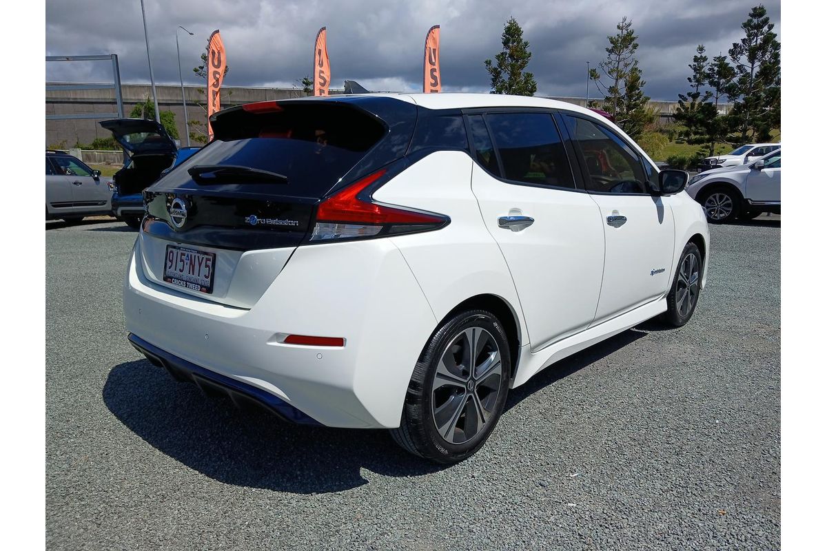 2019 Nissan LEAF ZE1