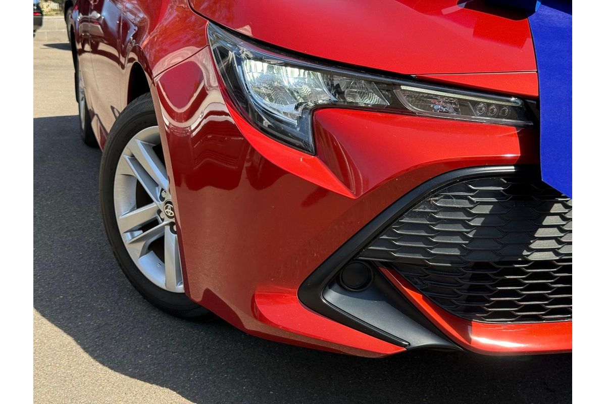 2018 Toyota Corolla Ascent Sport MZEA12R
