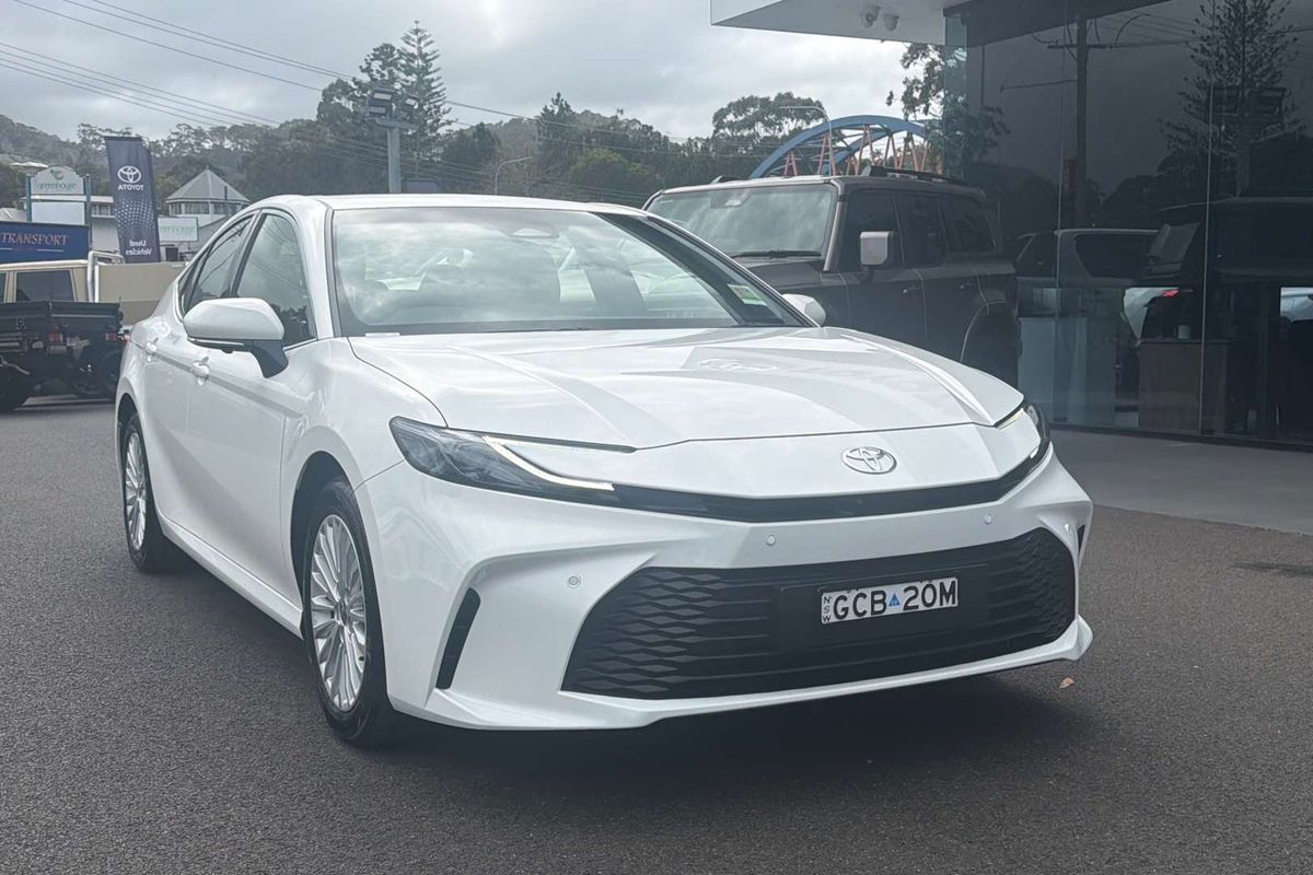 2026 Toyota Camry Ascent AXVH80R
