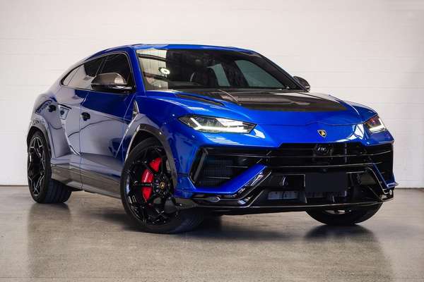 2024 Lamborghini Urus Performante 636
