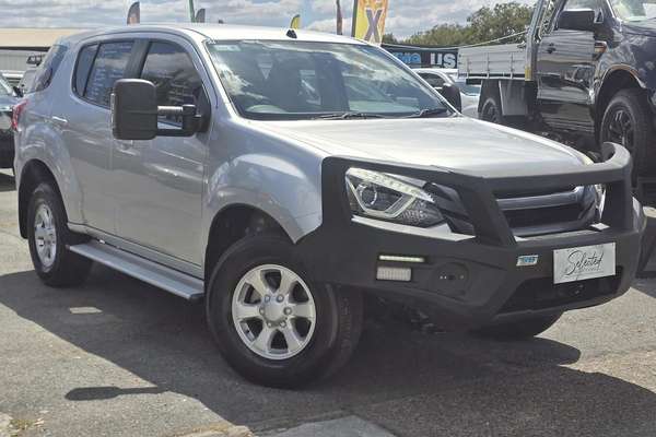 2020 Isuzu MU-X LS-M