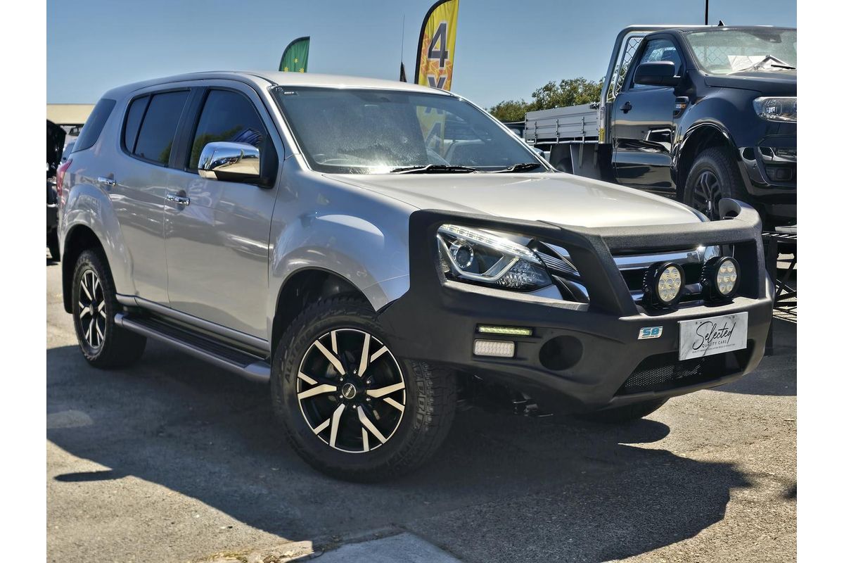 2021 Isuzu MU-X LS-U