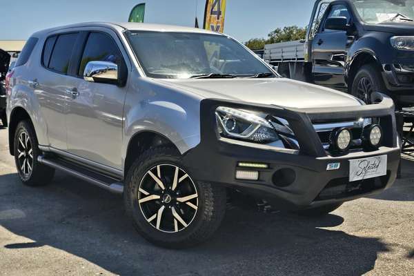 2021 Isuzu MU-X LS-U