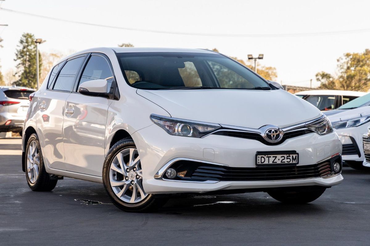2017 Toyota Corolla Ascent Sport ZRE182R