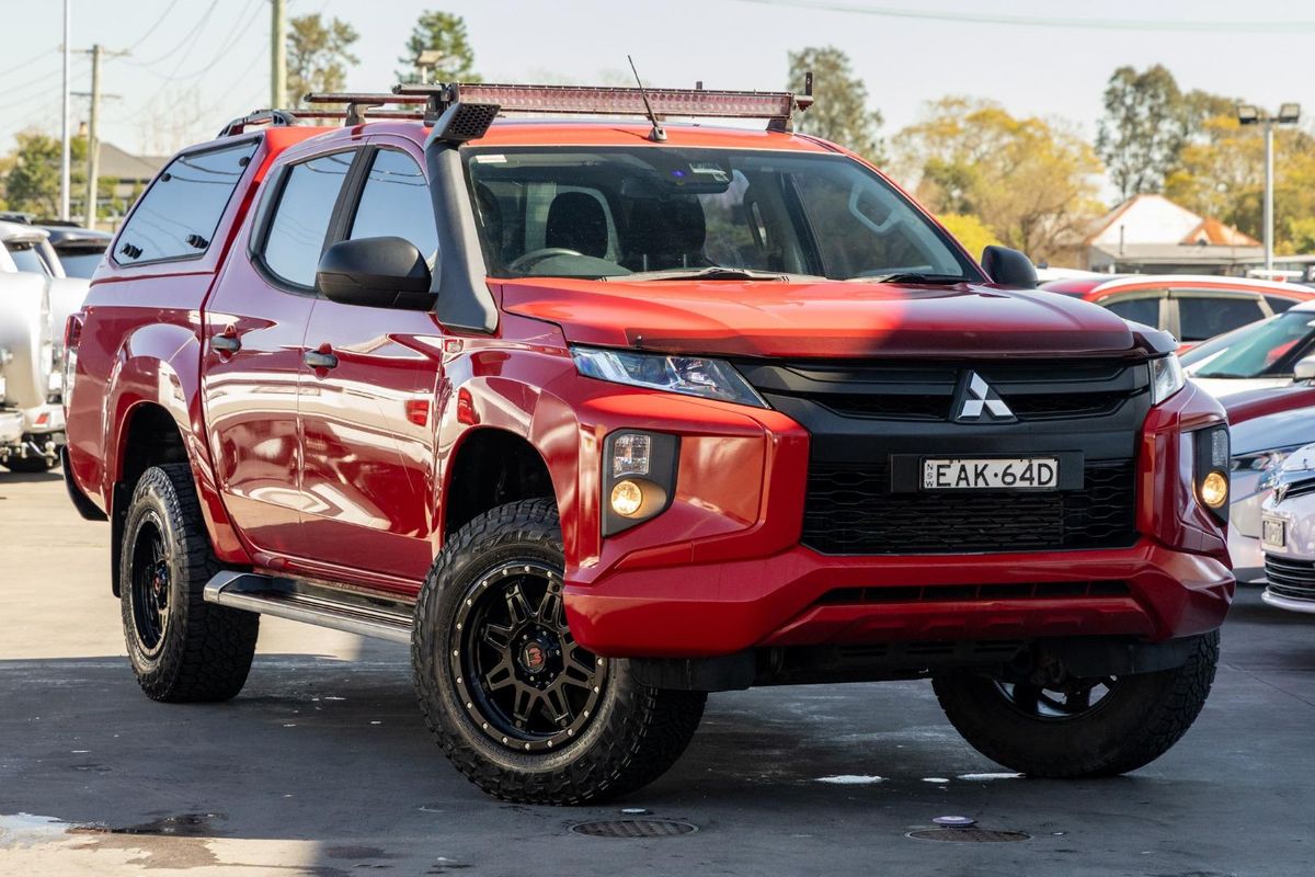 2018 Mitsubishi Triton GLX+ MR 4X4
