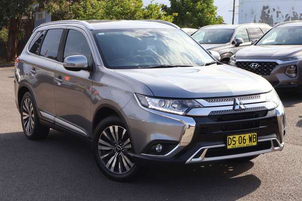 2020 Mitsubishi Outlander LS ZL