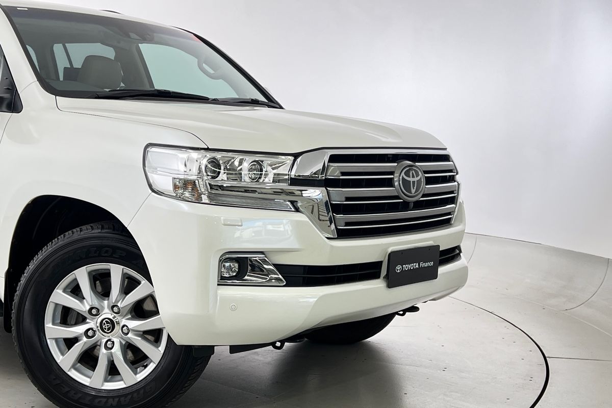 2019 Toyota Landcruiser Sahara VDJ200R