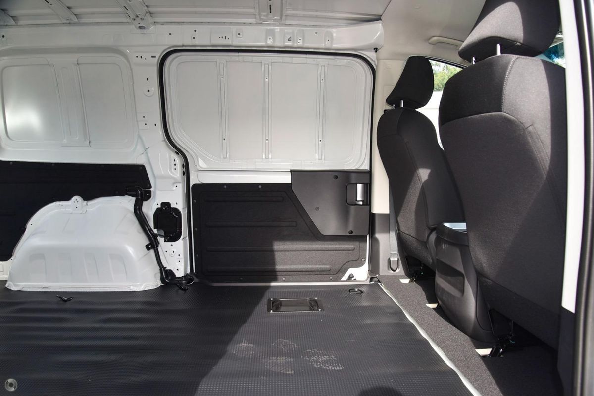 2027 Hyundai STARIA LOAD US4.V4 2WD