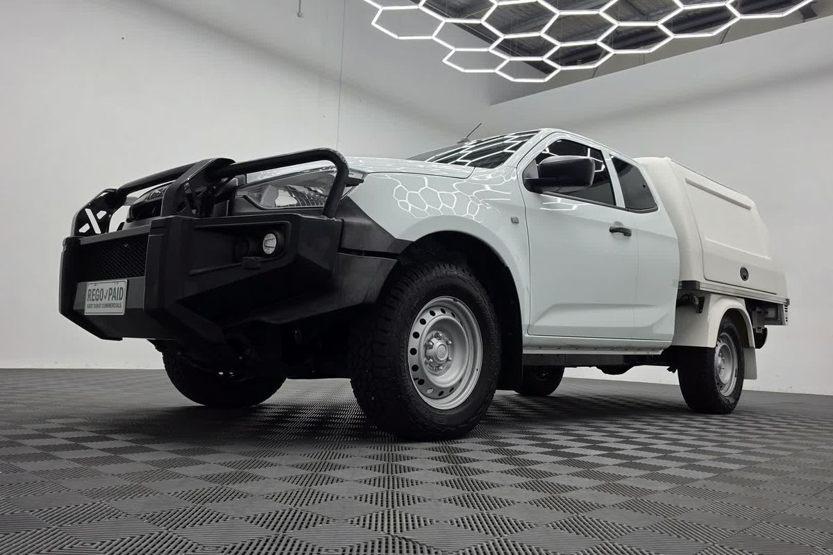 2022 Isuzu D-MAX SX 4X4