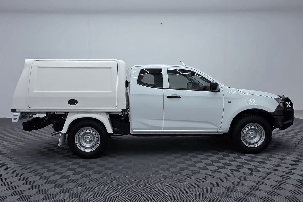 2022 Isuzu D-MAX SX 4X4
