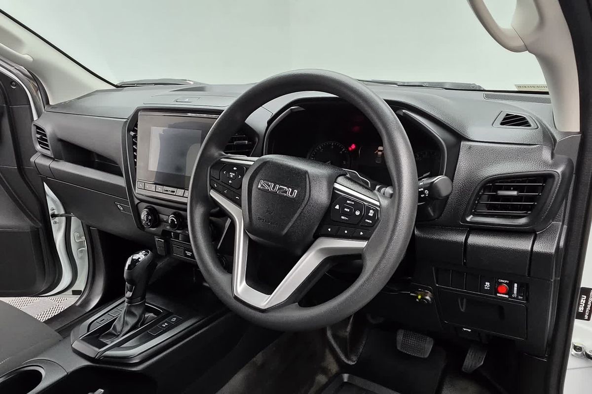 2022 Isuzu D-MAX SX 4X4