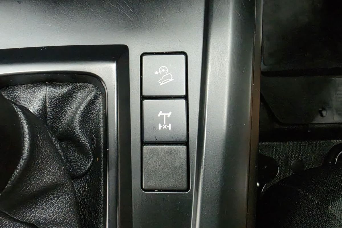 2022 Isuzu D-MAX SX 4X4