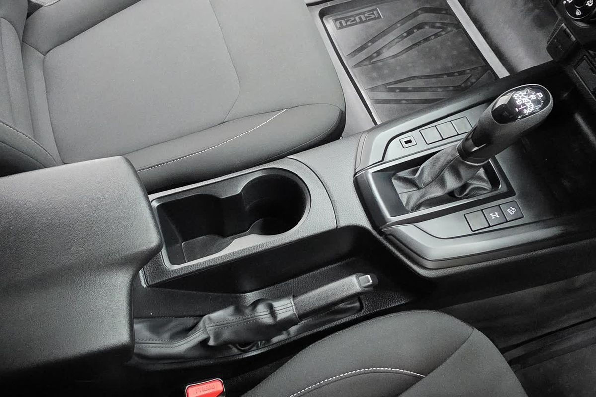 2022 Isuzu D-MAX SX 4X4