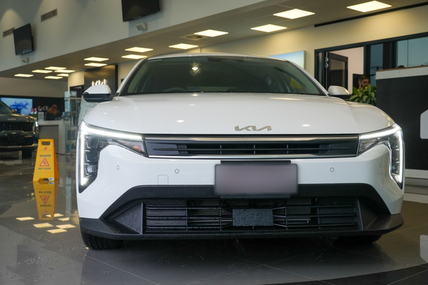 2026 Kia K4 S CL4m thumb-2