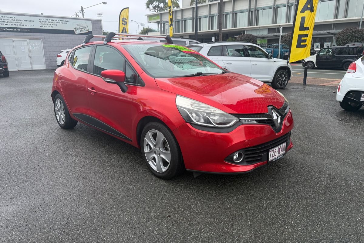 2015 Renault Clio Expression+ IV B98