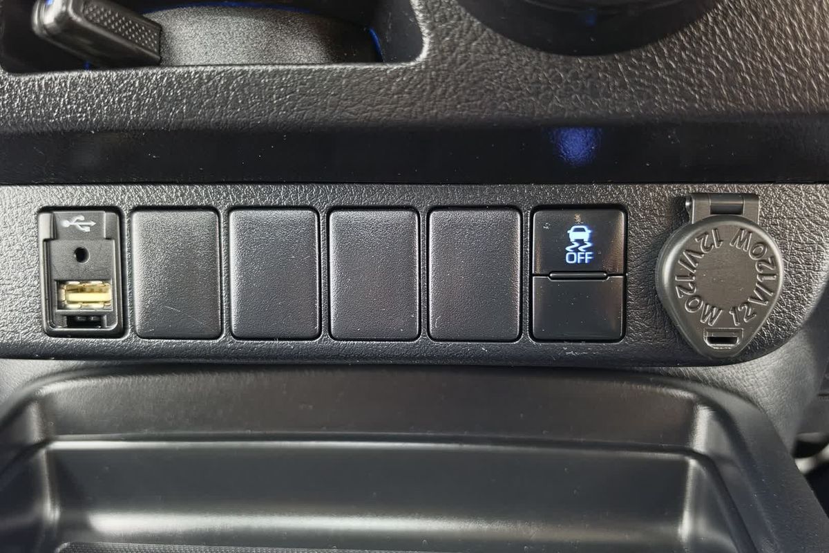 2022 Toyota Hilux Workmate TGN121R Rear Wheel Drive