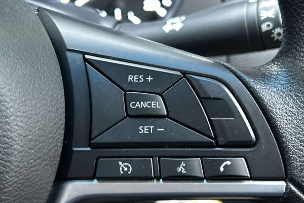 2023 Nissan Navara SL Warrior D23 4X4 thumb-14