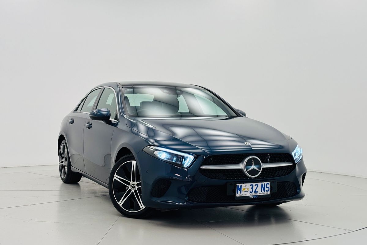 2022 Mercedes-Benz A180 V177