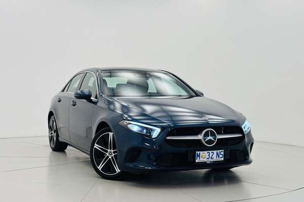 2022 Mercedes-Benz A180 V177