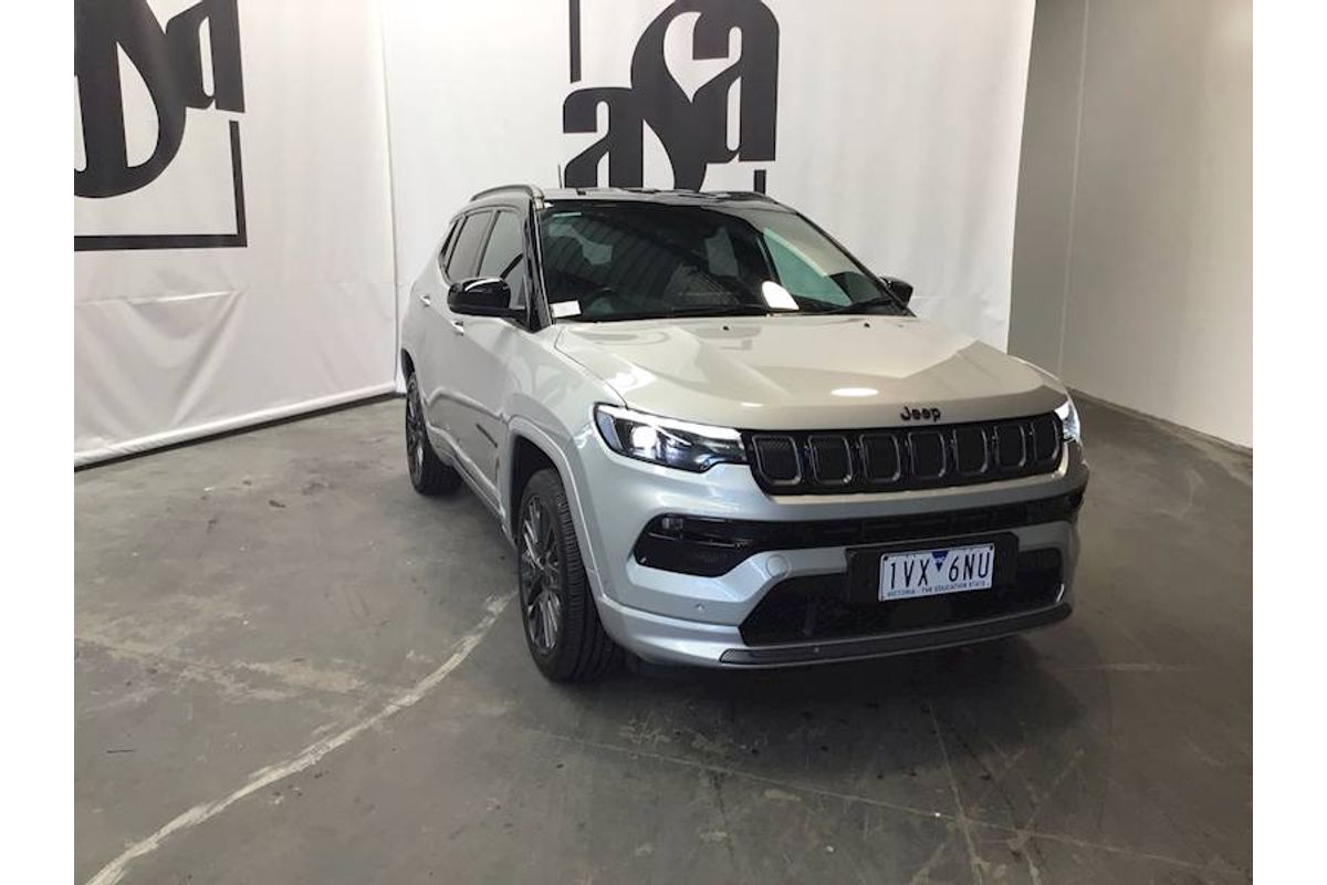 2022 Jeep Compass S-Limited M6
