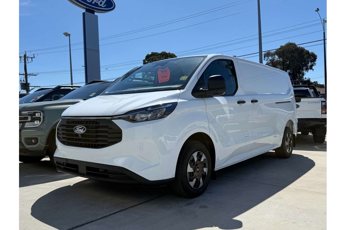2025 Ford Transit Custom PHEV Trend LWB AV LWB Low Roof