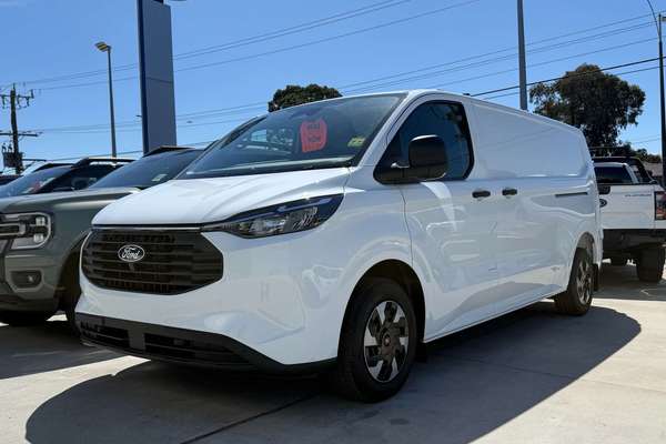 2025 Ford Transit Custom PHEV Trend LWB AV LWB Low Roof