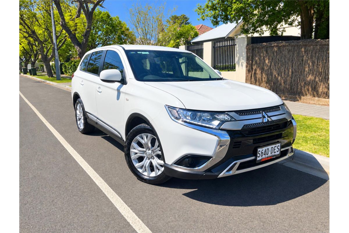 2021 Mitsubishi Outlander ES ZL