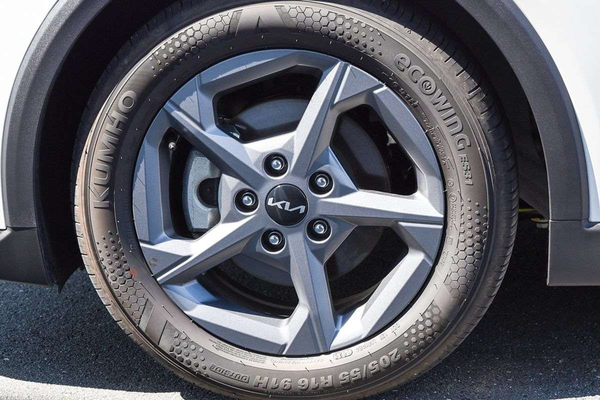 2026 Kia K4 S CL4m thumb-3