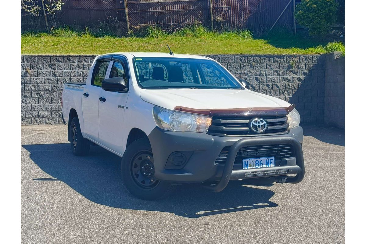 2017 Toyota Hilux Workmate TGN121R Rear Wheel Drive