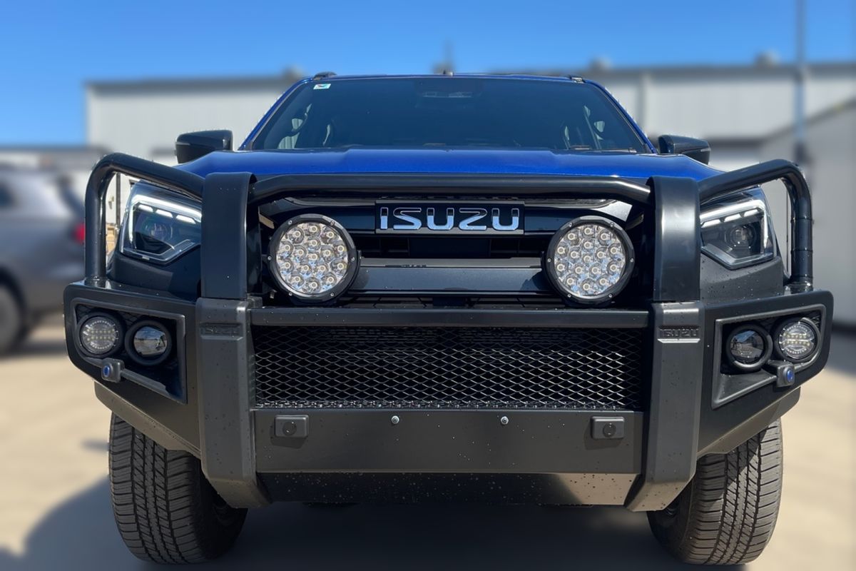 2025 Isuzu D-MAX X-TERRAIN 4X4