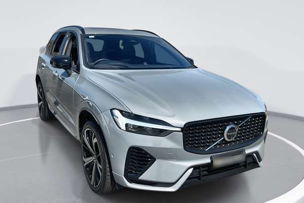 2023 Volvo XC60 Recharge Ultimate T8 Plug-In Hybrid
