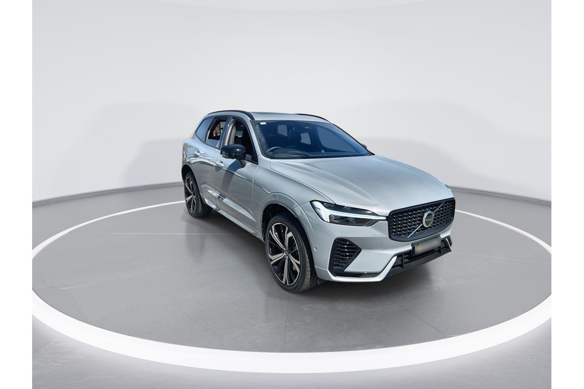 2023 Volvo XC60 Recharge Ultimate T8 Plug-In Hybrid