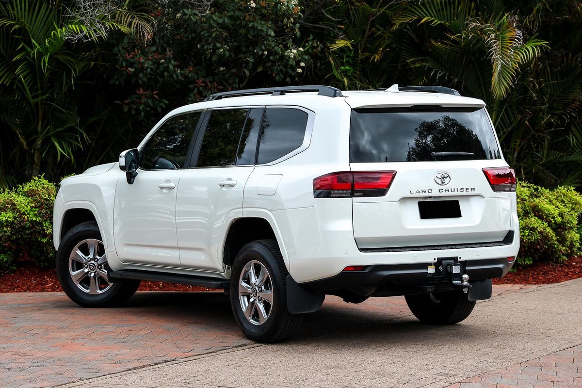 2024 Toyota Landcruiser VX FJA300R