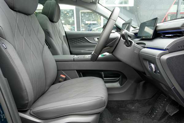 2026 Chery Tiggo 8 Super Hybrid Ultimate T31 thumb-9