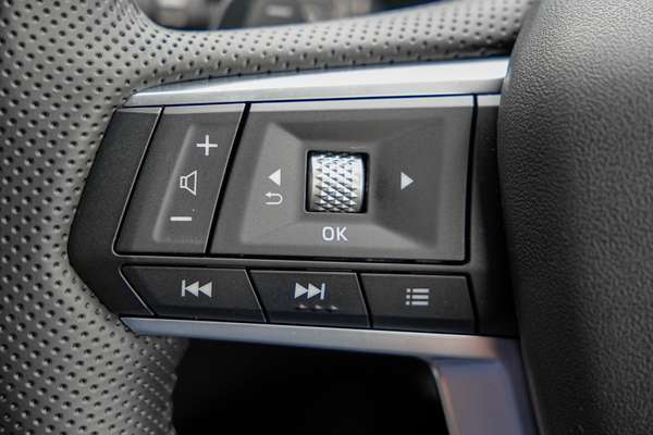 2025 Mitsubishi Outlander LS ZM thumb-15