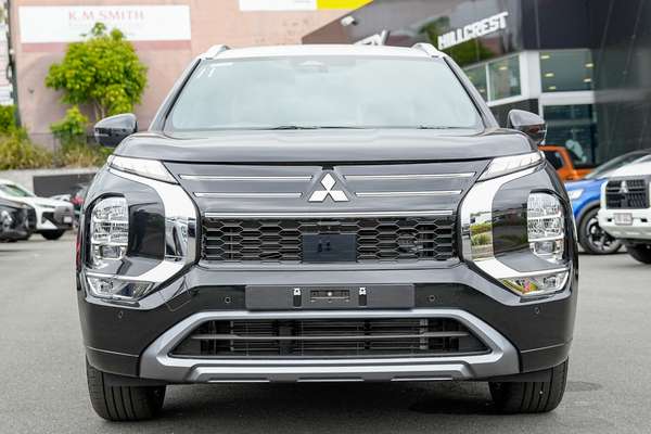 2026 Mitsubishi Outlander Exceed Tourer ZM thumb-2