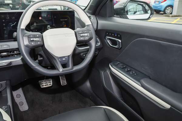 2025 Kia K4 GT-Line CL4m thumb-17