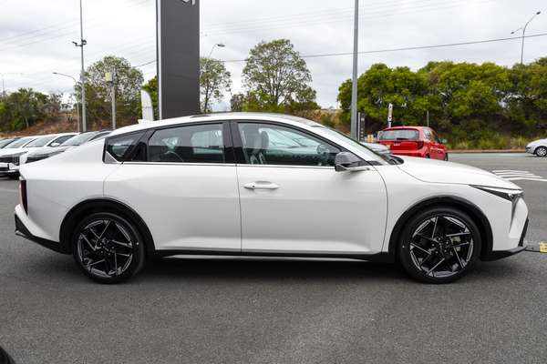 2025 Kia K4 GT-Line CL4m thumb-4