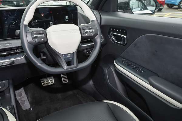 2025 Kia K4 GT-Line CL4m thumb-17