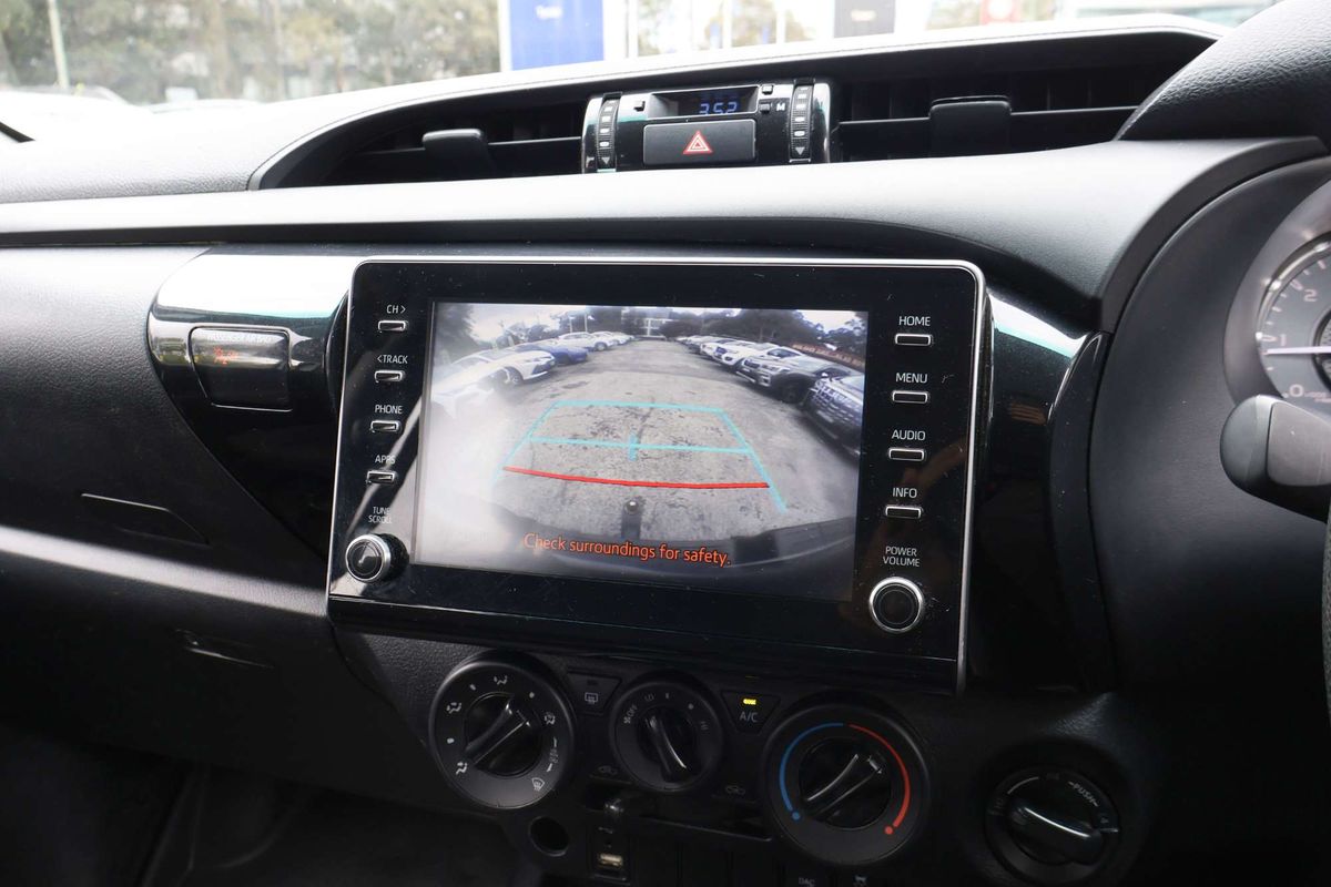 2022 Toyota Hilux SR GUN126R 4X4 image 7
