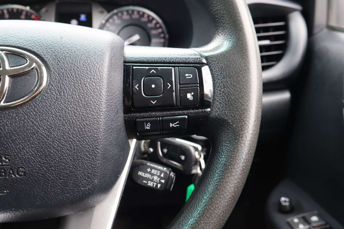 2022 Toyota Hilux SR GUN126R 4X4 image 14