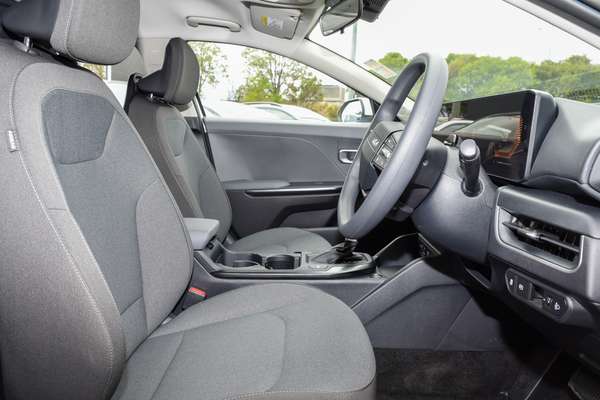 2026 Kia K4 S CL4m thumb-9
