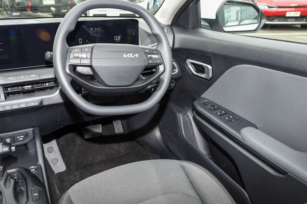 2026 Kia K4 S CL4m thumb-17