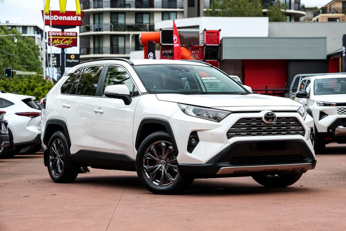 2024 Toyota RAV4 GXL MXAA52R