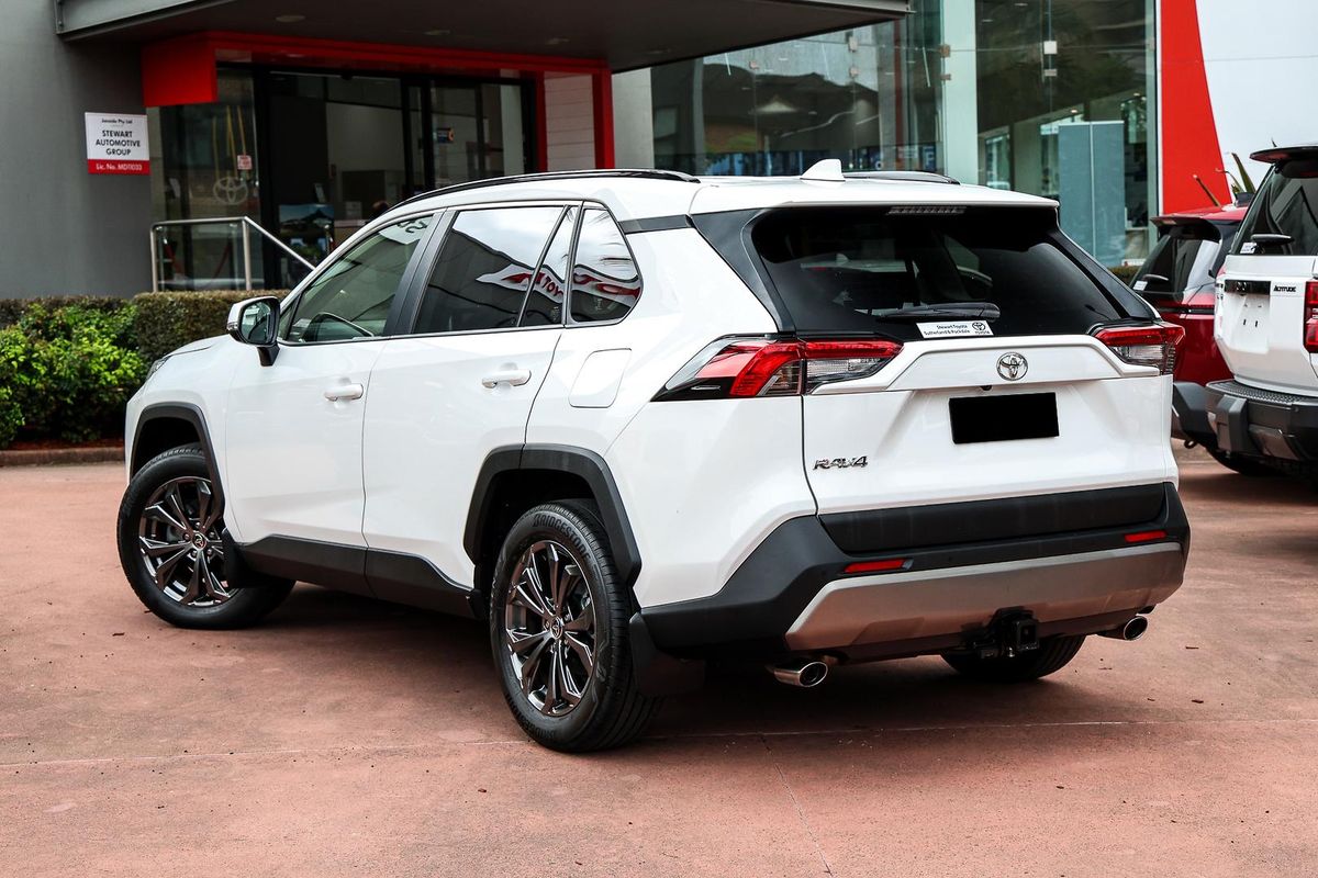 2024 Toyota RAV4 GXL MXAA52R