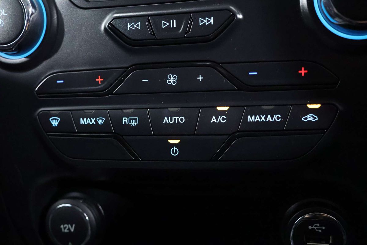 2021 Ford Everest Ambiente UA II 3.2L