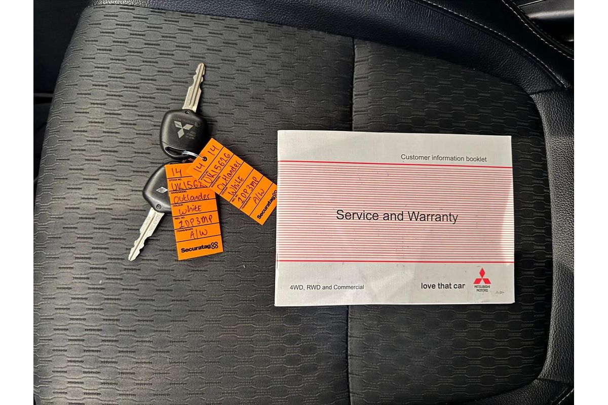 2014 Mitsubishi Outlander LS ZJ